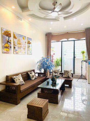 Chính chủ thiện chí bán nhà 3 tầng  đang kinh doanh spa 6737114