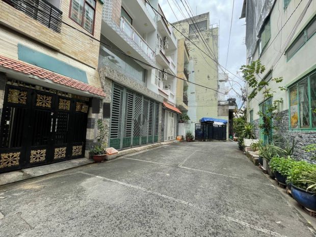 Bán nhà 3 tầng, đường nguyễn xuân khoát, quận tân phú, hẻm 6737169