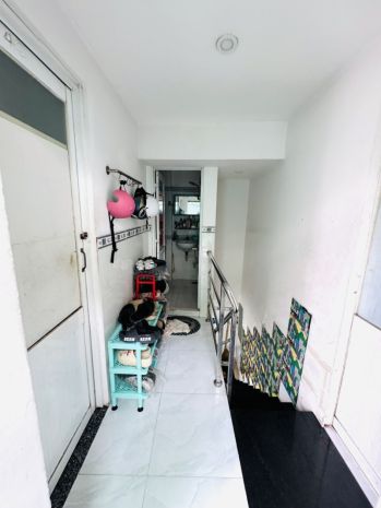 Bán nhà 3 tầng, đường nguyễn xuân khoát, quận tân phú, hẻm 6737171