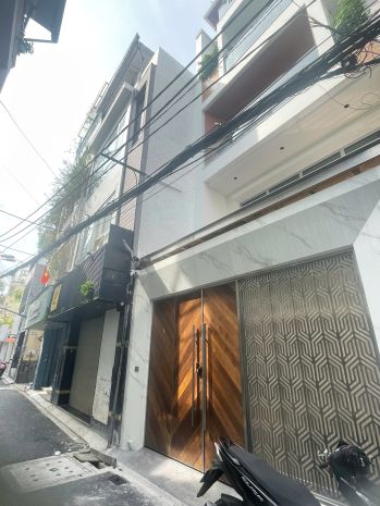 Chính chủ bán hxh lê thị riêng, p:bến thành, q.1. dt: 4.75 6737302