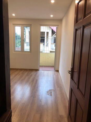 Cho thuê nhà nguyên căn ngõ đặng thái thân, 40m2x4 tầng,6 6738074