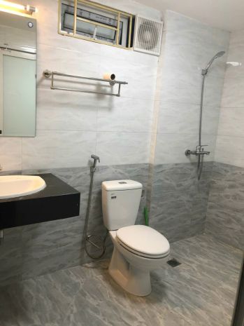 Cho thuê nhà nguyên căn ngõ đặng thái thân, 40m2x4 tầng,6 6738075