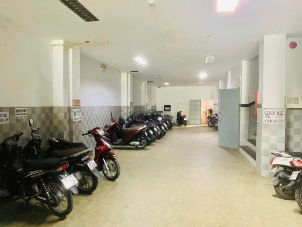 Chính chủ bán hxh lê văn sỹ, p.14, q.3. dt: 8 x 20m, giá 6738786