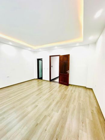 Bán nhà phố lạc long quân 35m2 4tầng 5.68 tỷ tây hồ 6740985