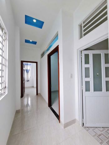 Nhà mới đẹp - hoàn công - nằm kế đại học cn 6741317
