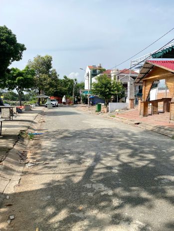 Bán nền đất biệt thự mt đường số 5, kdc ấp 5 phong phú 6741504