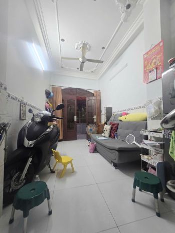 Nhà 5 tầng hẻm thông 4m đường tùng thiện vương p12.q8. giá 6741521