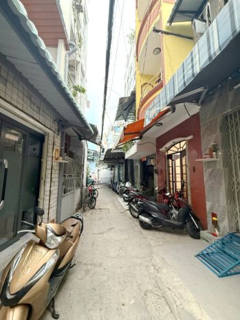 Nhà 5 tầng hẻm thông 4m đường tùng thiện vương p12.q8. giá 6741524