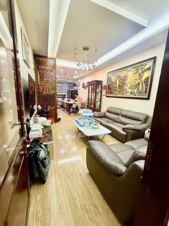Trần khát chân,hai bà trưng nhỉnh 16 tỷ vỉa hè ô tô đỗ cửa 6742107