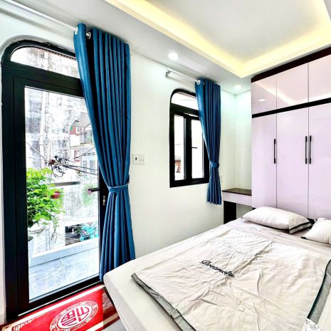 4tỷ 680: phường tân định quận 1- nở hậu 4.1m- căn góc 2 6742146