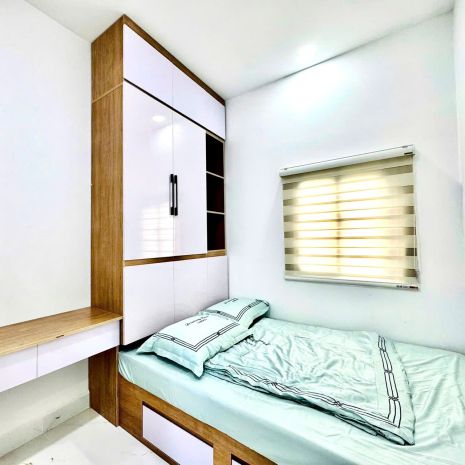4tỷ 680: phường tân định quận 1- nở hậu 4.1m- căn góc 2 6742148