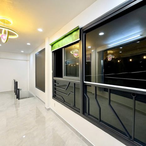 5.6 tỷ: mặt tiền quận 1 tân định hoàng sa- ngang 9m- căn 6742176