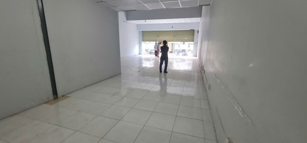Cho thuê nhà mặt tiền phạm vấn 160m²-ngang 8m - gần chợ 6742331