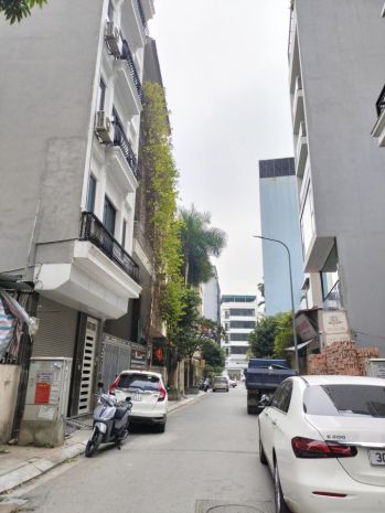 Bán nhà đẹp 2 mặt ngõ ôtô phố phùng chí kiên 42m2 5tầng mt 6742894