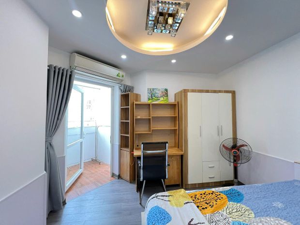 Bán nhà đẹp 2 mặt ngõ ôtô phố phùng chí kiên 42m2 5tầng mt 6742896