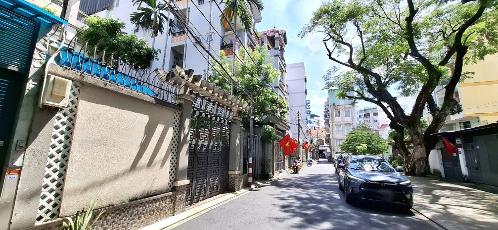 Nguyễn thị thập, chỉ 4,4tỷ, dt 50m2, nhà đẹp 3 tầng, hẻm 6743756