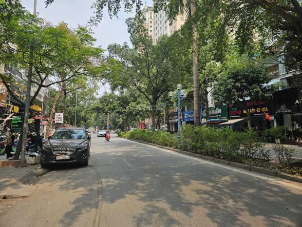 Bán căn biệt thự mặt đường hạnh hoa khu đô thị xa la dt 6743973