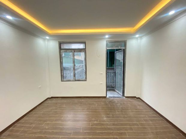 73 nguyên trãi 40m 4 tàng, nhà mới ở luôn, sổ vuông, sát ô 6746766