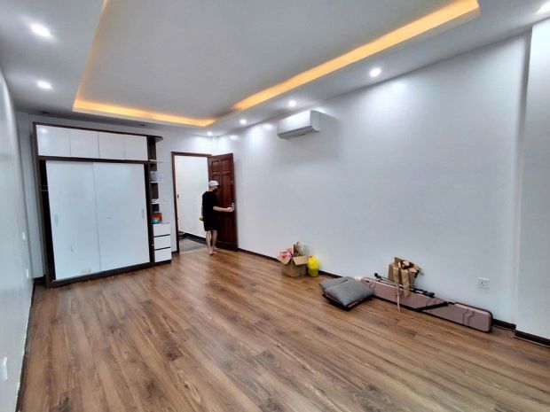 Bán nhà phúc đồng 40m 6 tầng thang máy phân lô ô tô tránh 6747003