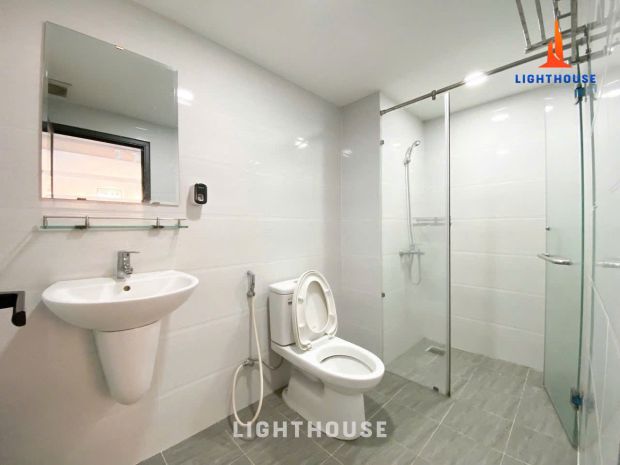 Cho thuê căn hộ 2 phòng ngủ  - đường hồng hà, bạch đằng 6748245