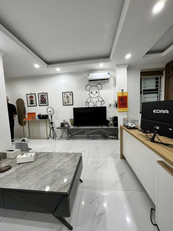 Mặt phố lò đúc - 70m² - 7 tầng - lô góc 2 thoáng - thang 6748464