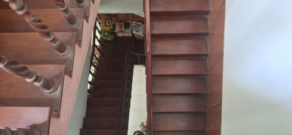Nhà đẹp 3 tầng đất 114m2  4 ngủ  ô tô vào sân  tt đà 6750134