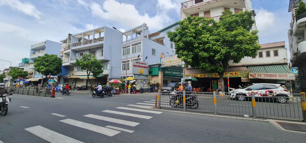 Cho thuê nhà 2 mặt tiền lũy bán bích 95m²,3 lầu - gần bệnh 6750212
