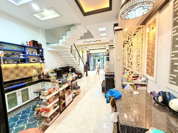 Bán nhà tô ngọc vân, linh đông, thủ đức. 80m2, 4 tầng, 4pn, 6750865