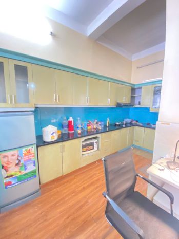 Cho thuê căn hộ tập thể tầng 4, 609 trương định,60m 2 ngủ 1 6751749