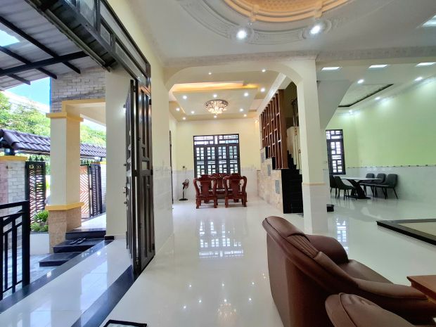 Biệt thự góc 2 mặt tiền đường huỳnh tấn phát  liền kề phú 6751795