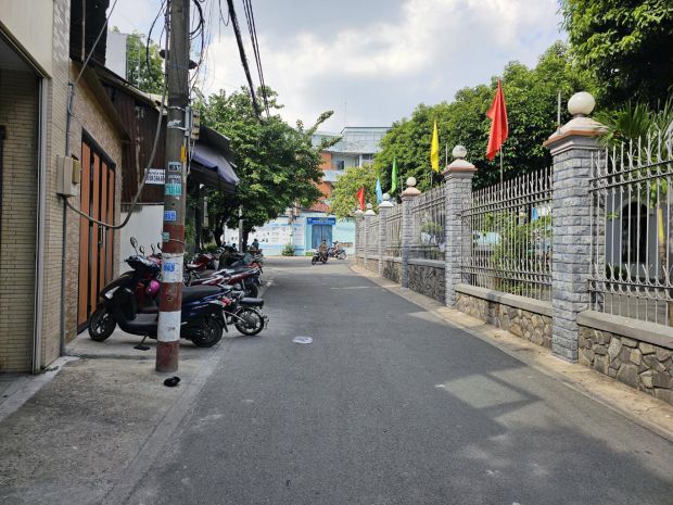Gấp! nhà 185m2 ngang 7m-hxh-kinh doan-tô ngọc vân-chỉ 10tỷ 6751883