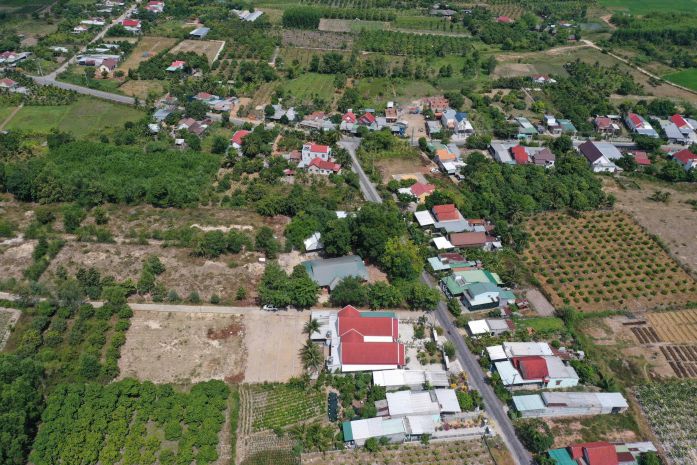 Tc-bán gấp lô suối tiên giá đầu tư cách hl39 vào đất chỉ 6752162