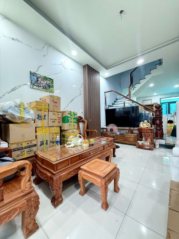 Nhà 4 tầng btct mới đẹp lung linh 60m2, ngay bến xe buýt 6752211