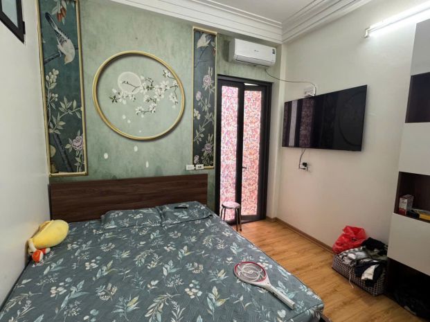 Cho thuê nhà nguyên căn ngõ 126 vĩnh hưng 42m2 x 4 tầng. 4 6752479