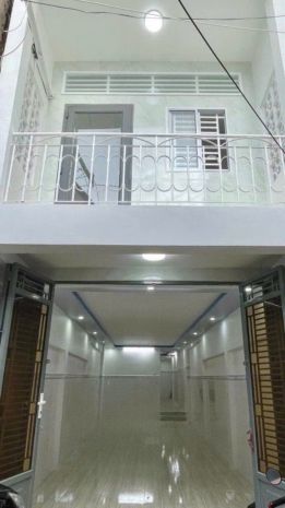 Nhà 5,5 triêụ 3 phòng ngủ gần chợ trần việt châu 6752987