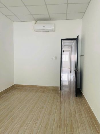 Nhà 5,5 triêụ 3 phòng ngủ gần chợ trần việt châu 6752991