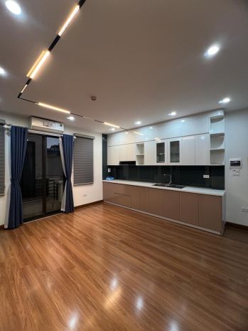 Siêu hiếm! nhà lô góc, mặt tiền rộng, trần thái tông 6753549