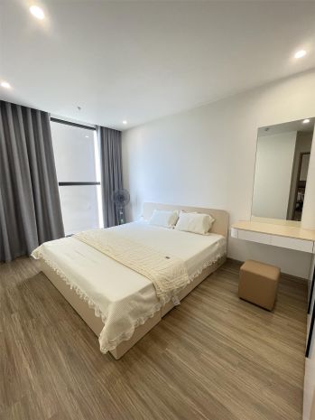 Cho thuê căn hộ 2pn full nội thất  vinhomes smart city 6753653