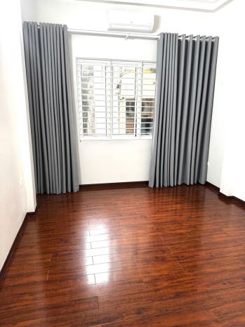 Cho thuê nhà nguyên căn ngõ 107 tôn đức, 38m2 x 4 tầng, 5 6755044