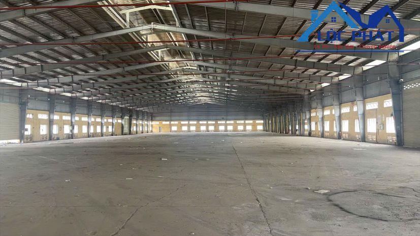 Cho thuê nhà xưởng 13200m2 gia chỉ 1,1 tỷ cụm cn tân an, 6755314