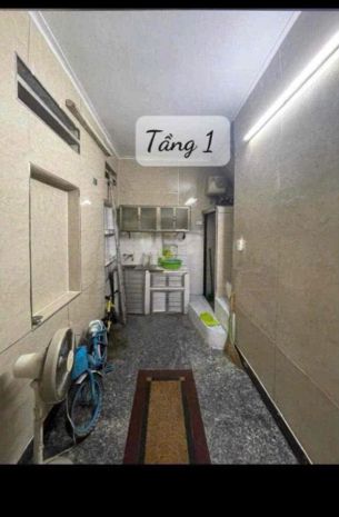 Cho thuê nhà bạch mai, 2.5 tầng x 15m2, 1 ngủ + 1 gác xép 5 6755627