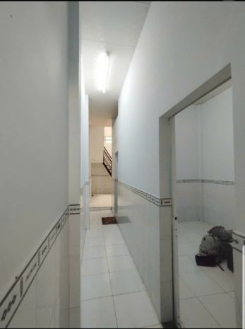 Cho thuê nhà 5 triệu 3 phòng ngủ, hẽm nhánh đề thám 6755762