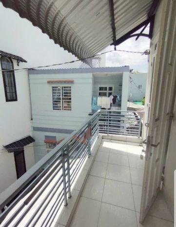 Cho thuê nhà 5 triệu 3 phòng ngủ, hẽm nhánh đề thám 6755765