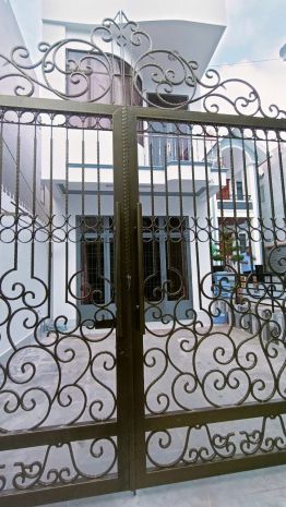 :nhà 7 triệu 3 phòng ngủ có sân đậu ô tô gần bệnh viện phụ 6755894