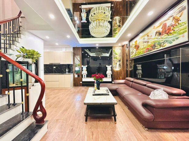 Bán nhà đẹp trần khát chân- mới nội thất đẹp ở ngay 6756128