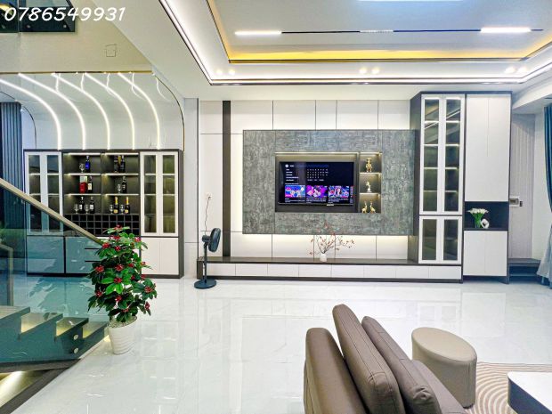 Bán nhà 3 tầng mặt tiền đường 12m sát đường man thiện tp 6756410