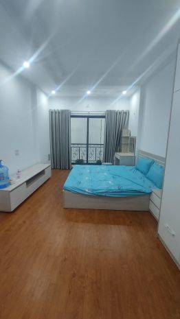 Bán gấp giá rẻ văn chương 28m35m, 5 tầng, mặt tiền 7m, 6756977