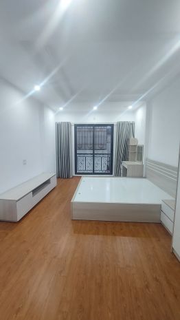 Bán gấp giá rẻ văn chương 28m35m, 5 tầng, mặt tiền 7m, 6756978