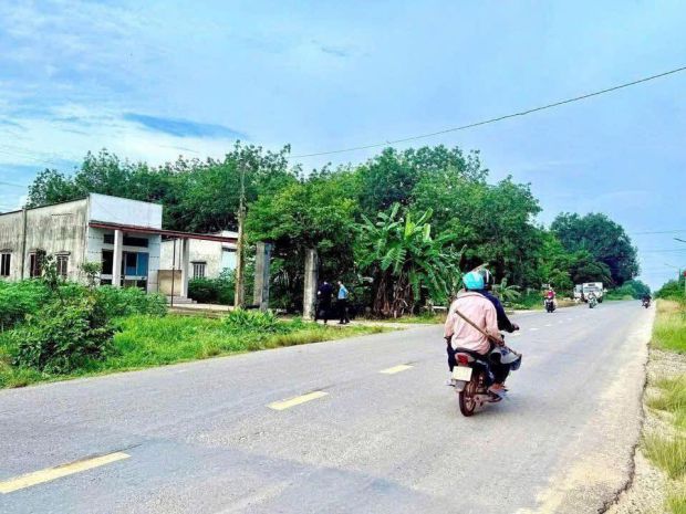 Bán đất giá rẻ ngay khu công nghiệp 6757399