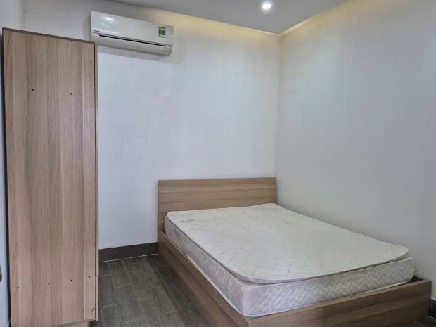 Cho thuê nhà nguyên căn mặt tiền 11 đỗ quang 6757468